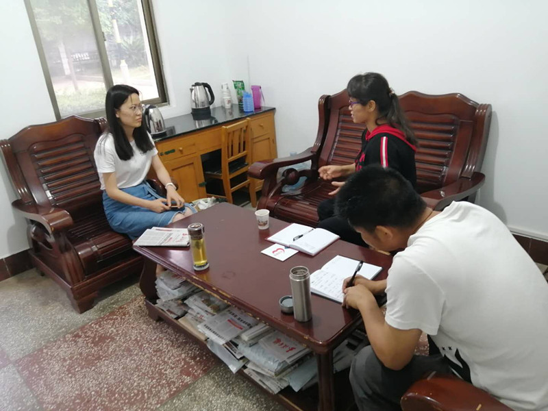 峨山脱贫人口_脱贫攻坚图片(2)
