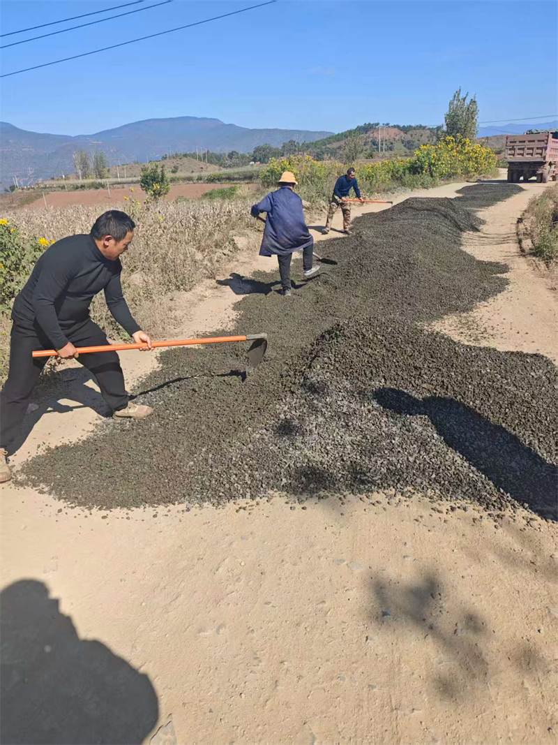 维修道路.jpg 维修道路.jpg
