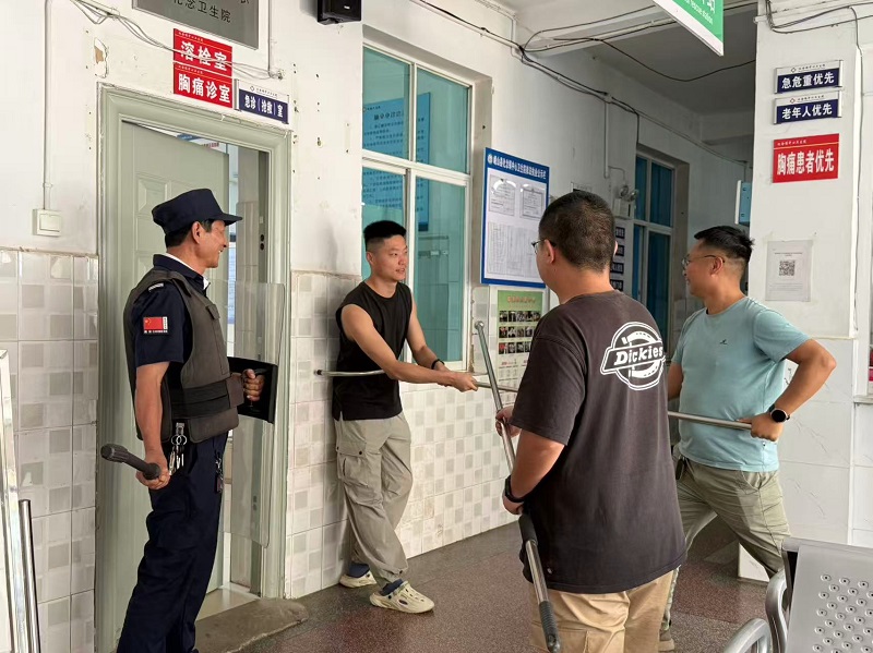 防恐防暴应急演练.jpg