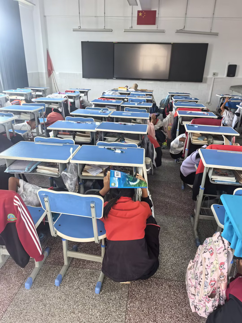 8a7ebdc3e70bf699882ab56b8a0367dd.jpg 8a7ebdc3e70bf699882ab56b8a0367dd.jpg